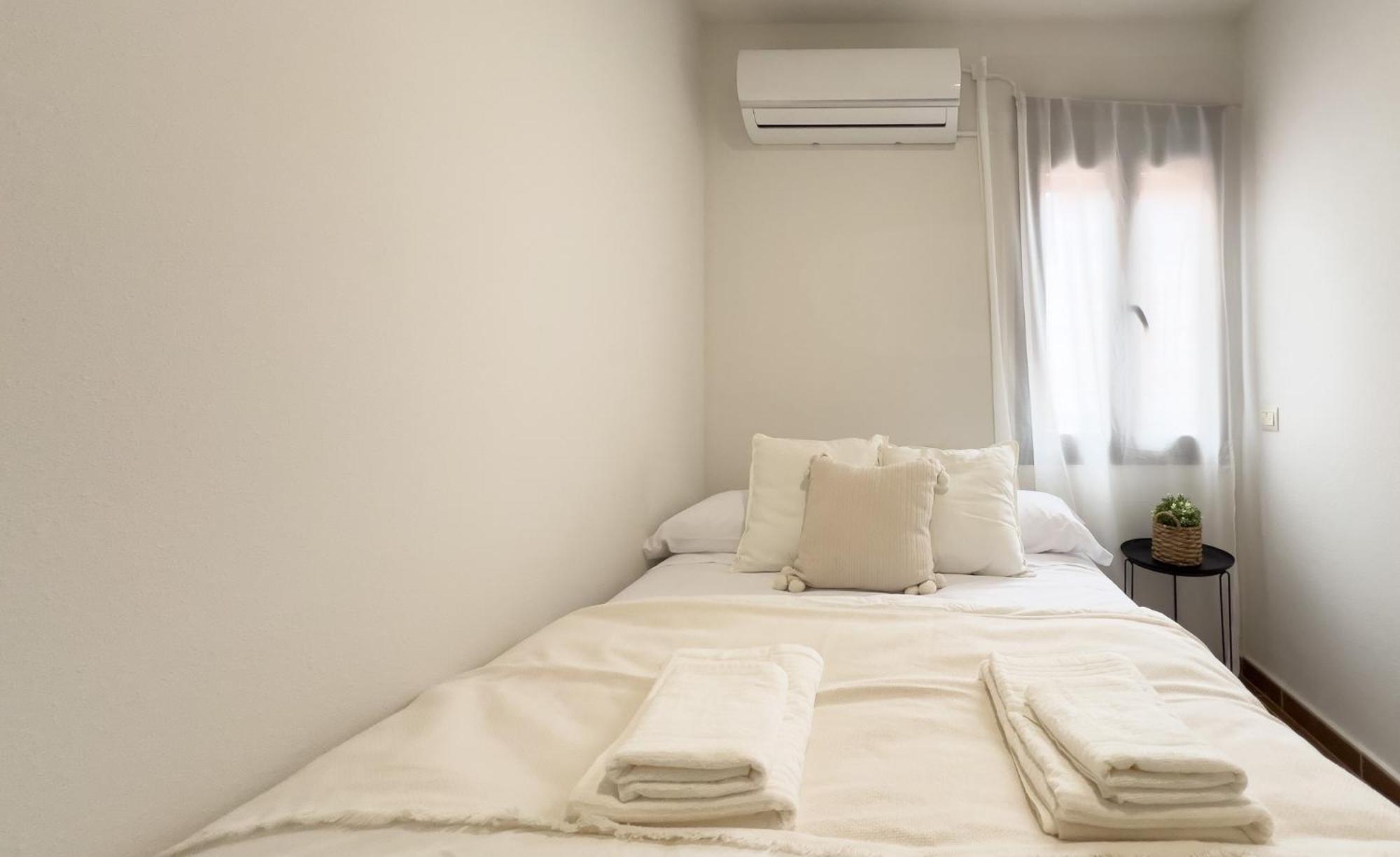 Fuensalidahomes 001 エクステリア 写真